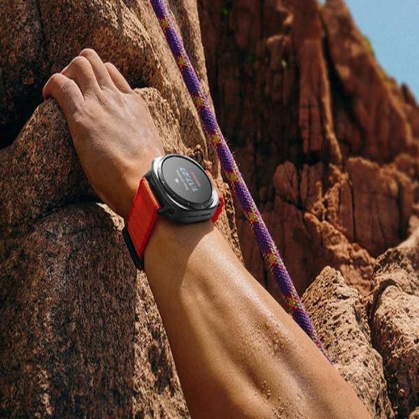 ⌚ JS Watch 7 Ultra AMOLED Watch – Water Resistant