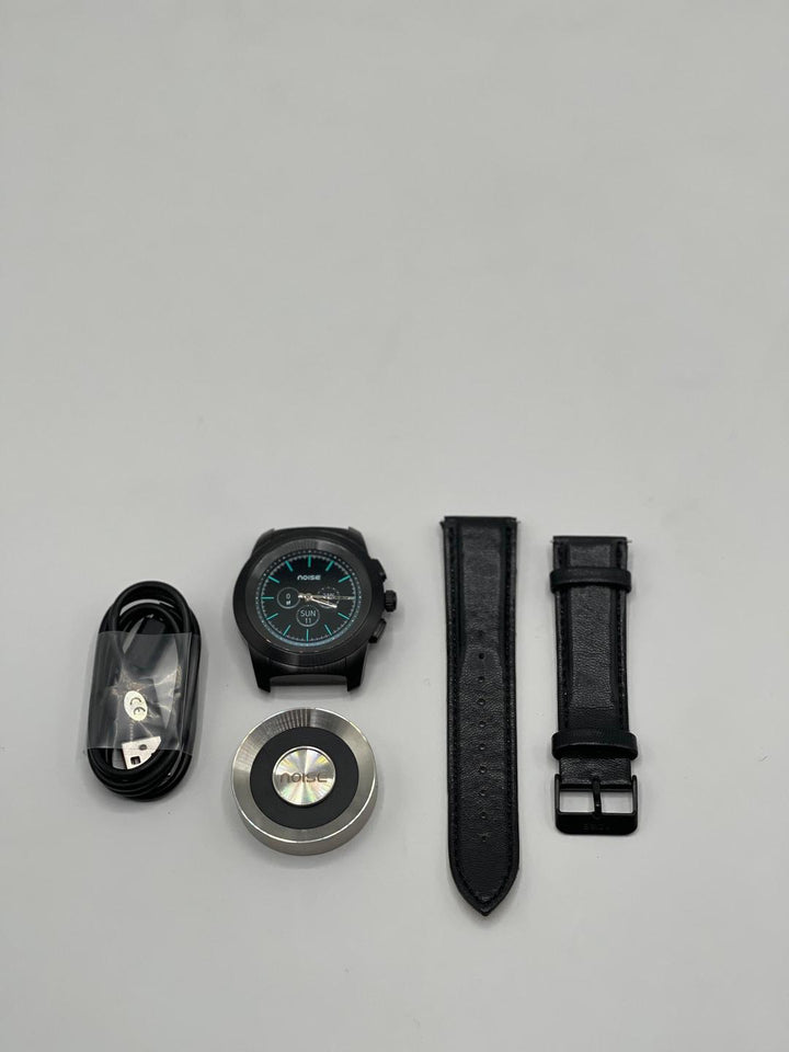 ⌚ Noise FIT Fusion Hybrid Smartwatch – Smart & Analog Dual Mode