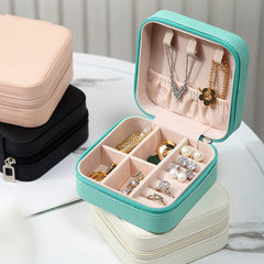💎 Leather Jewelry Storage Box – Compact Travel Organizer