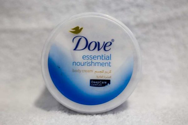 Dove Essential Nourishment Body Cream for Dry Skin – 300ml - Mayari Super Store