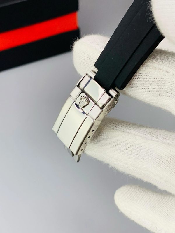 Rolex Oyster Perpetual – Luxury Stainless Steel Dial with Premium Rubber Strap Mayari Super Store